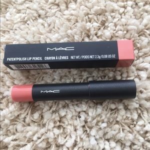 MAC PATENTPOLISH LIP PENCIL CRAYON A LEVRES